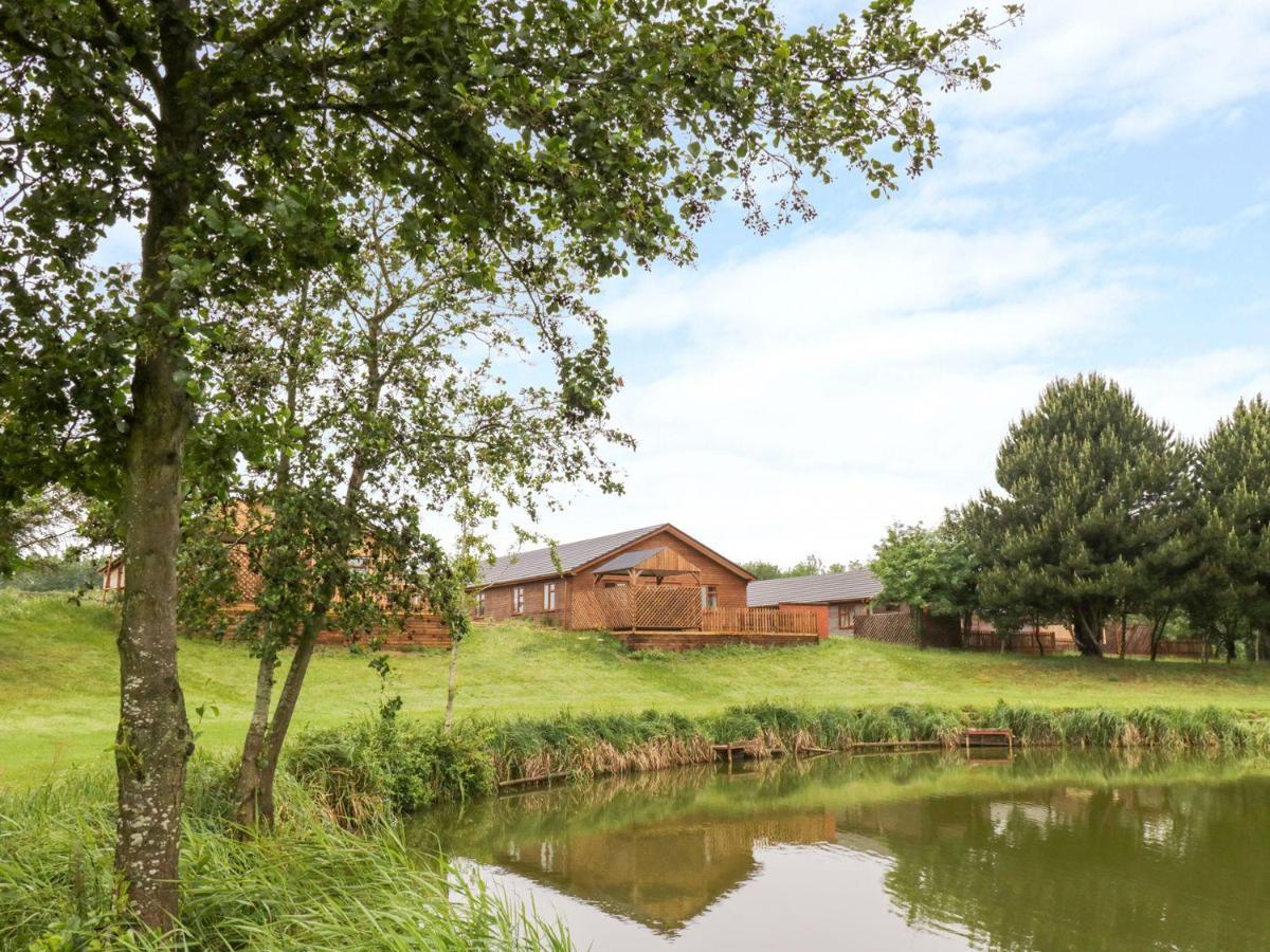 Makins Lodges نيونياتون المظهر الخارجي الصورة