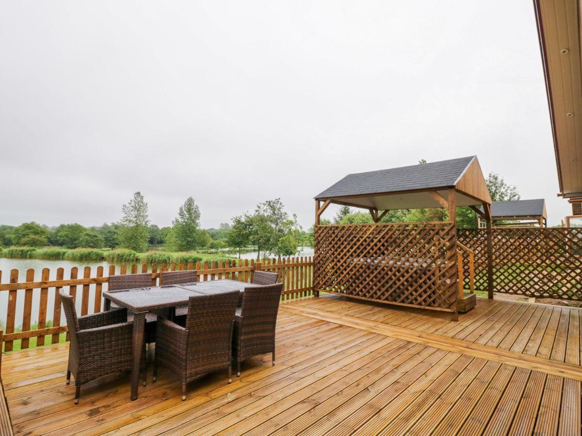 Makins Lodges نيونياتون المظهر الخارجي الصورة